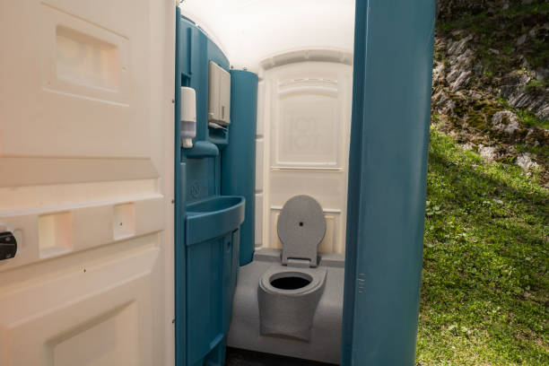 Best Porta potty rental near me  in Rolla, ND